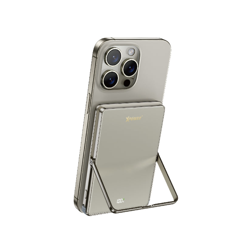 (隨機顏色)(外殼不完美)XPower M10K2 5合1鋅合金支架數顯  10000mAh PD3.0+QI2 磁吸移動電源