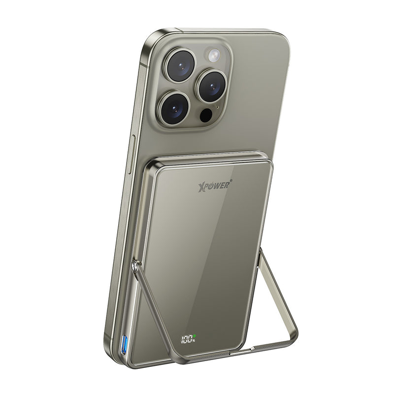 (隨機顏色)(外殼不完美)XPower M5K2 5合1鋅合金支架數顯 5000mAh PD3.0+QI2 磁吸移動電源